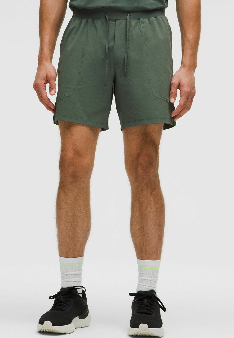 

Спортивные шорты lululemon LICENSE TO TRAIN 7 LL, Palm Deco/Green