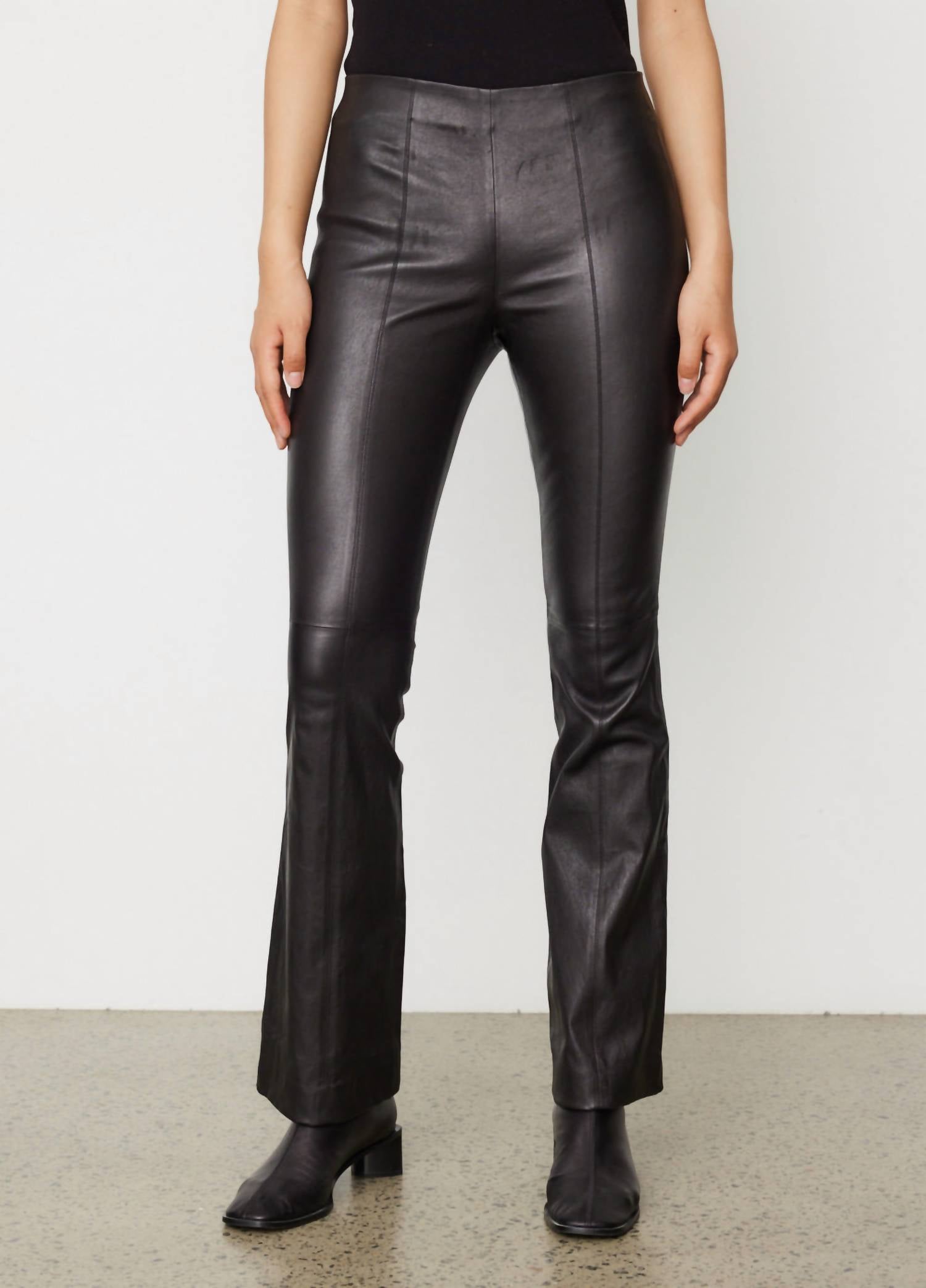 

Расклешенные брюки Simone из кожи черного цвета rag & bone