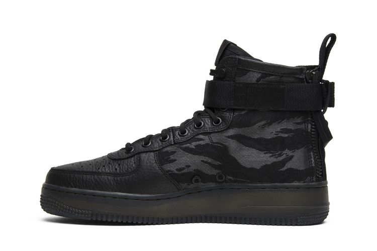 Кроссовки Nike SF Air Force 1 Mid 'Tiger Camo', черный — фото 4