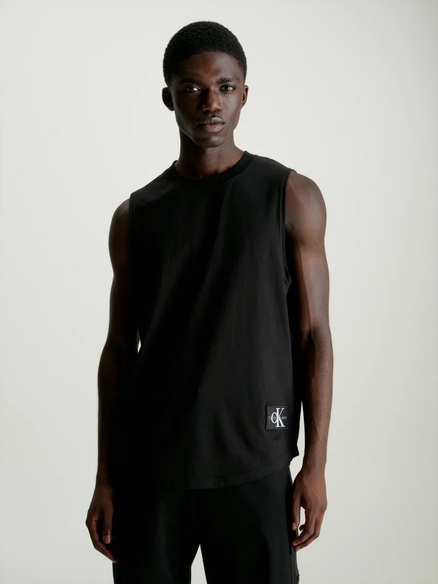

Футболка Calvin Klein Jeans "MONOLOGO BADGE TANK" с нашивкой-логотипом, черный