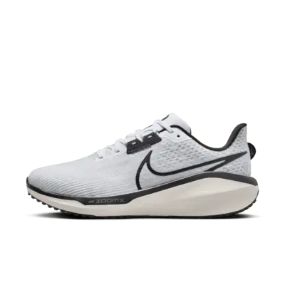 

Кроссовки Nike Vomero 17, цвет White/Pure Platinum/Vintage Green/Black
