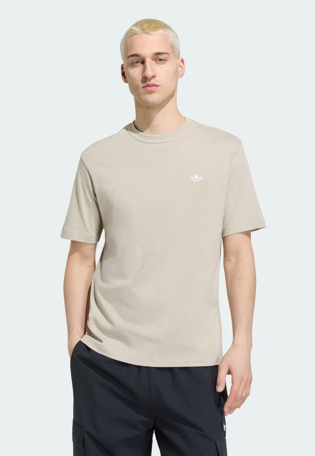 Футболка Adidas Originals Trefoil Essentials бежевого цвета — фото 2