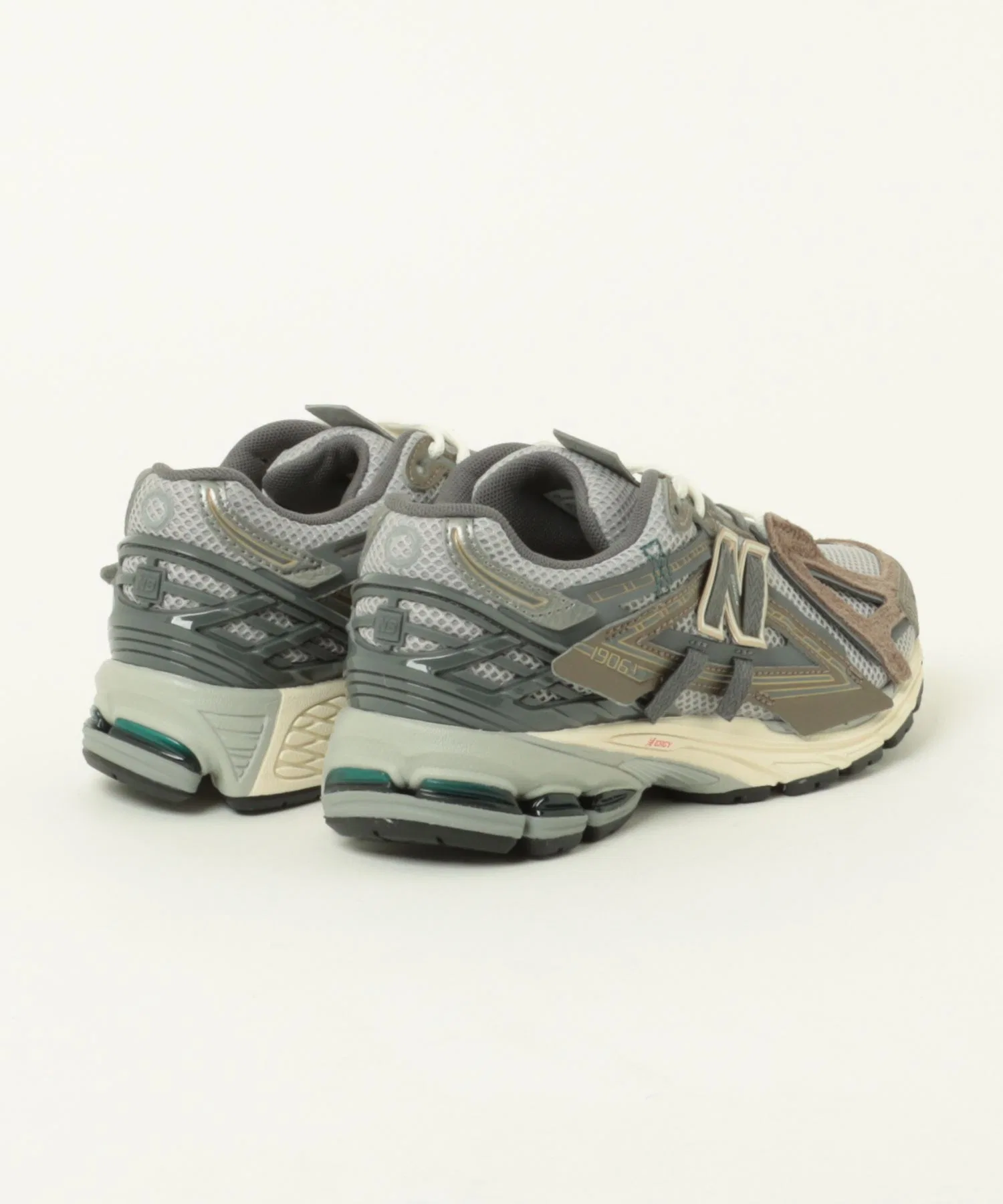 Мужские кроссовки New Balance U1906 — фото 2