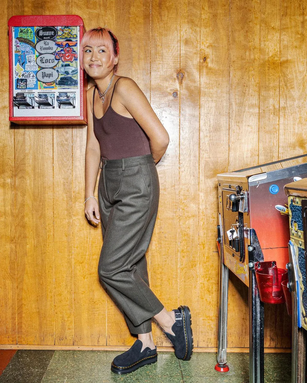 Замшевые мюли на платформе с ремешком на пятке Dr. Martens Zebzag, цвет Black — E.H.Suede — фото 4