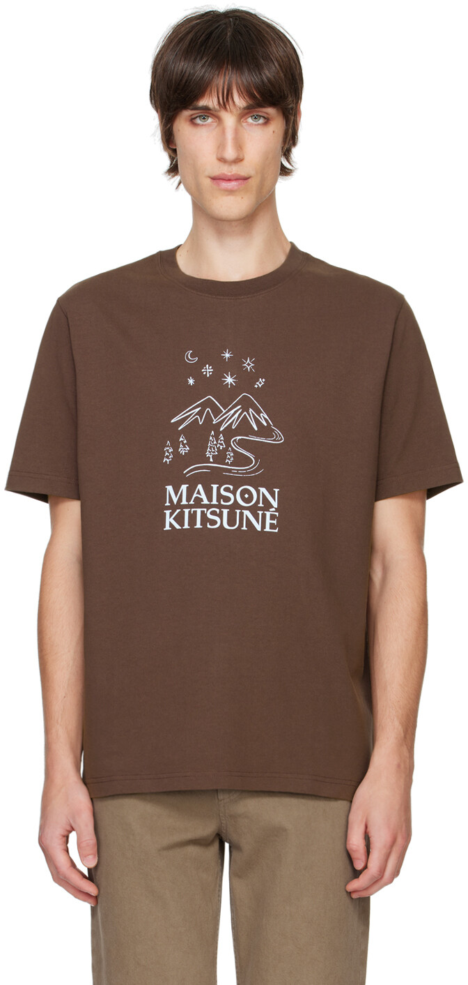 

Футболка коричневая Sketched andscape Comfort Maison Kitsune