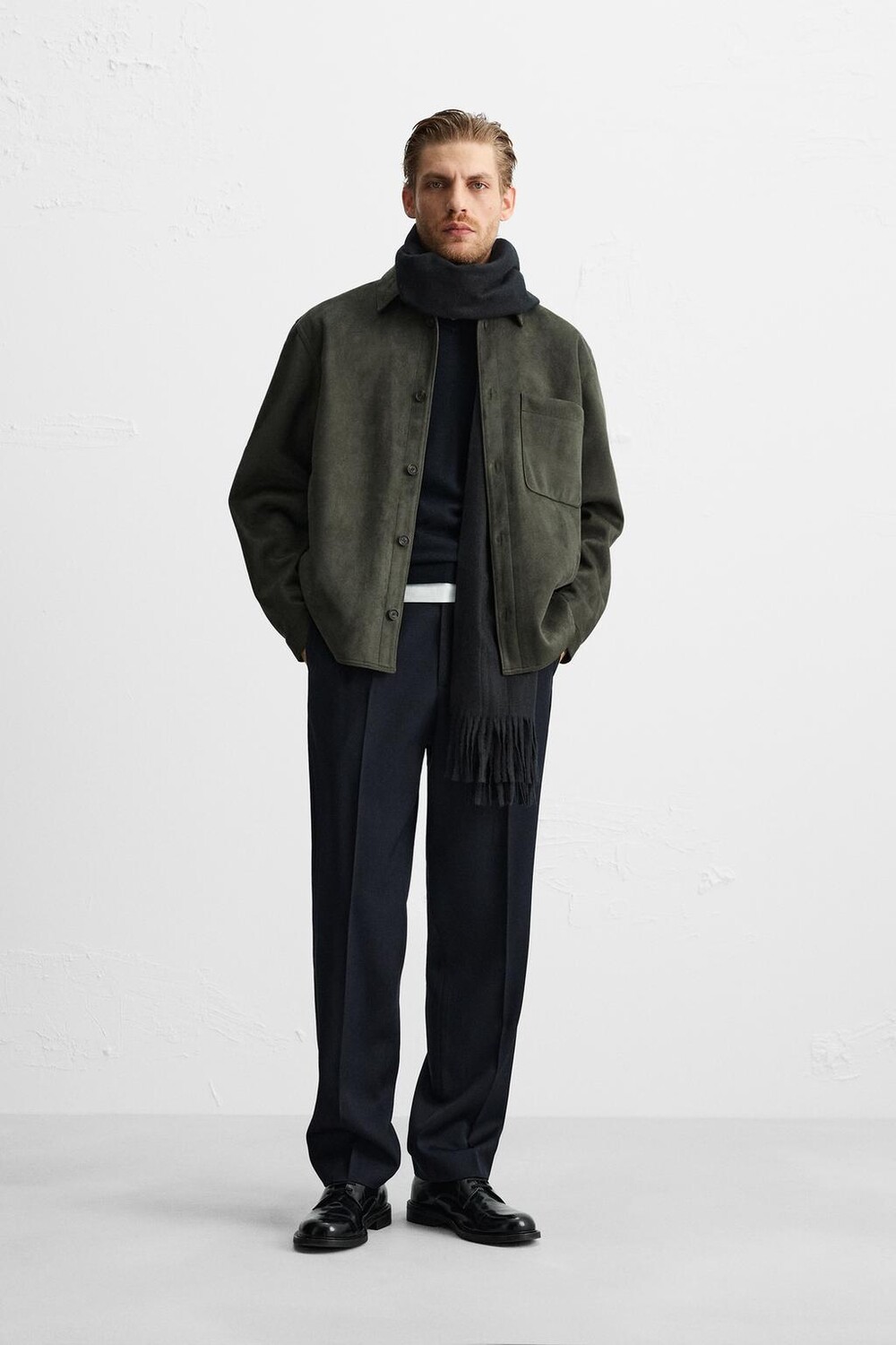 

Рубашка из искусственной замши ZARA, темный хаки