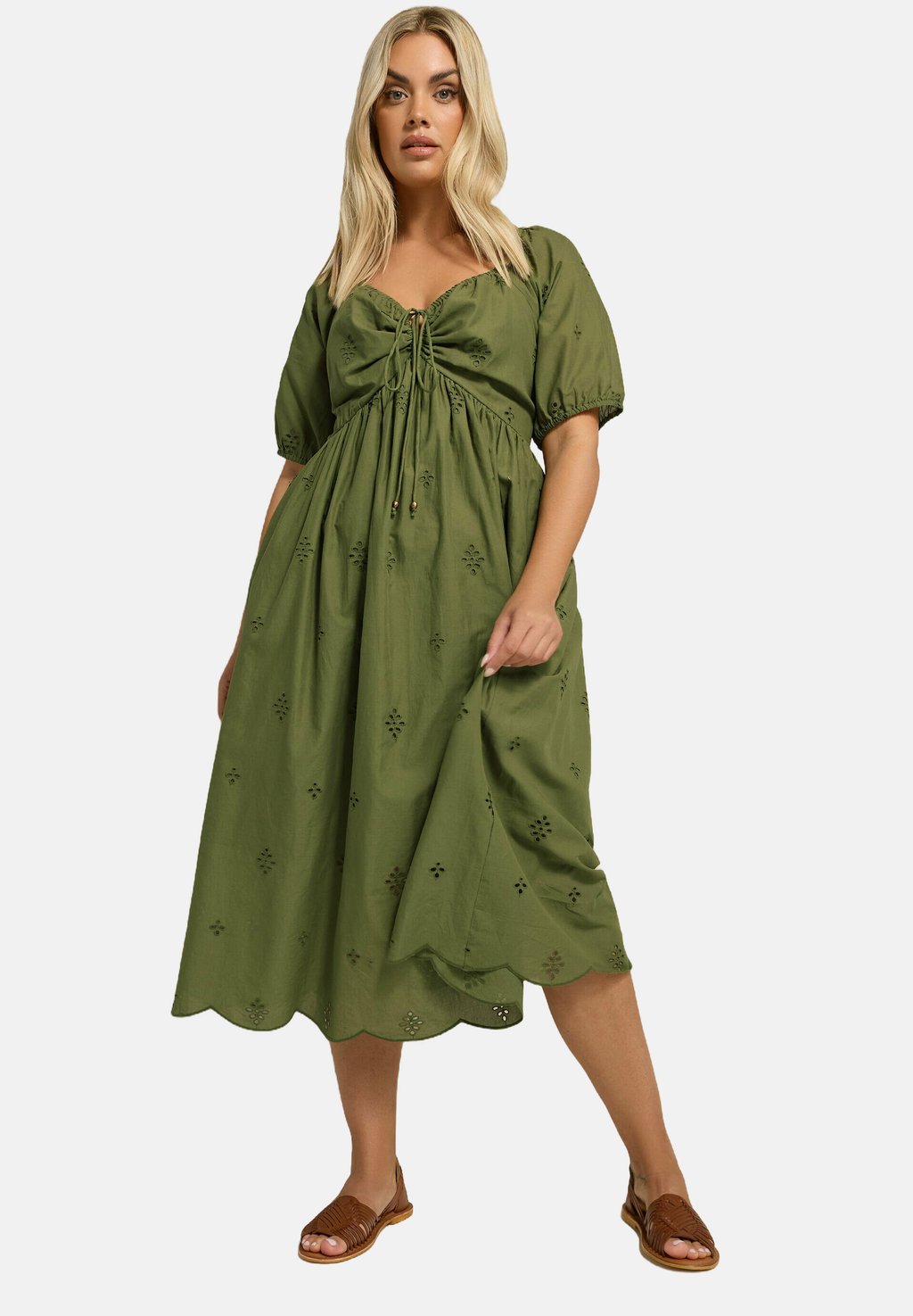 

Повседневное платье BRODERIE ANGLAISE Yours Clothing, зеленый