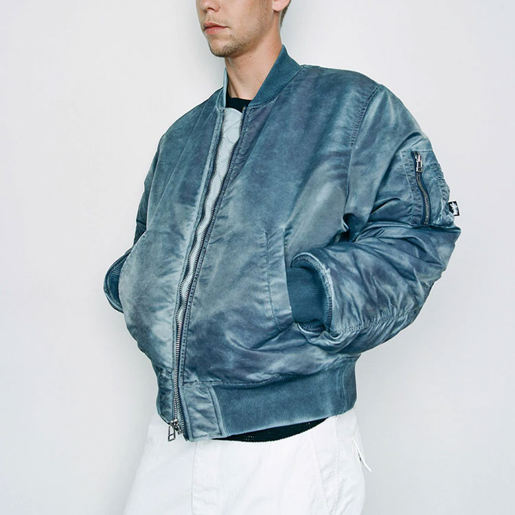 Крашеная нейлоновая бомбер Stussy, серо-голубой — фото 4
