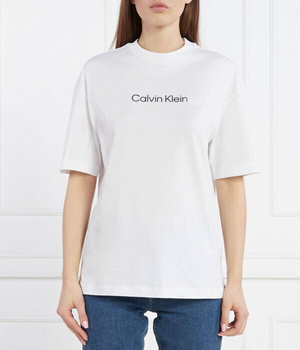 

Футболка женская Calvin Klein свободного кроя с логотипом бренда, белый
