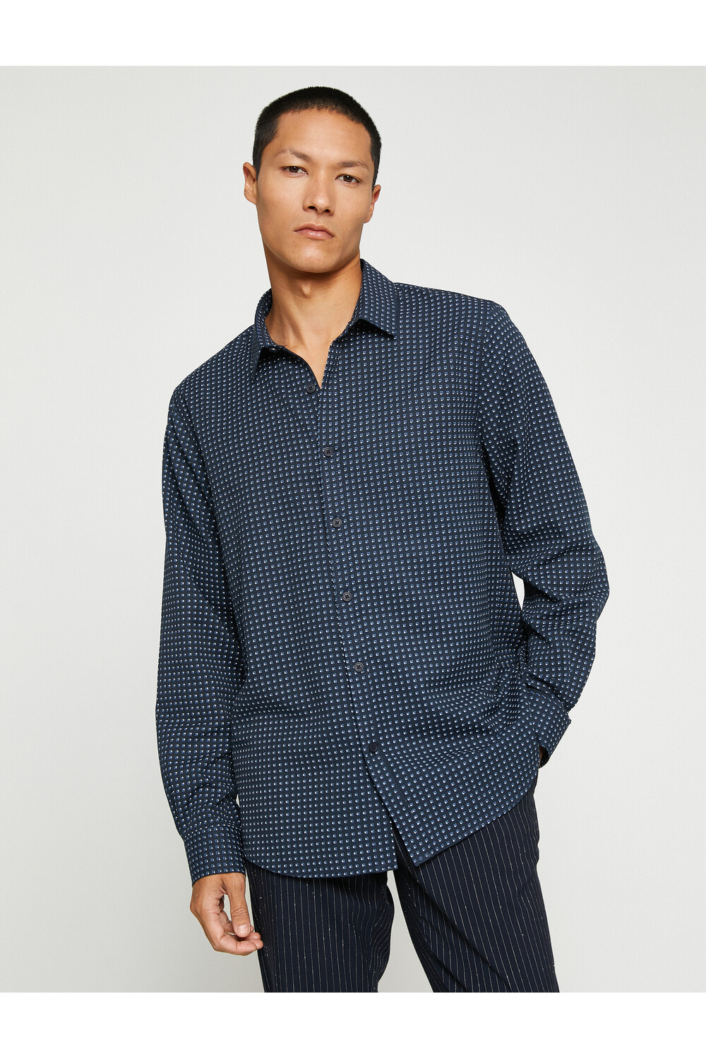 

Спортивная рубашка Slim Fit с классическим воротником и длинными рукавами, без железа Koton, темно-синий