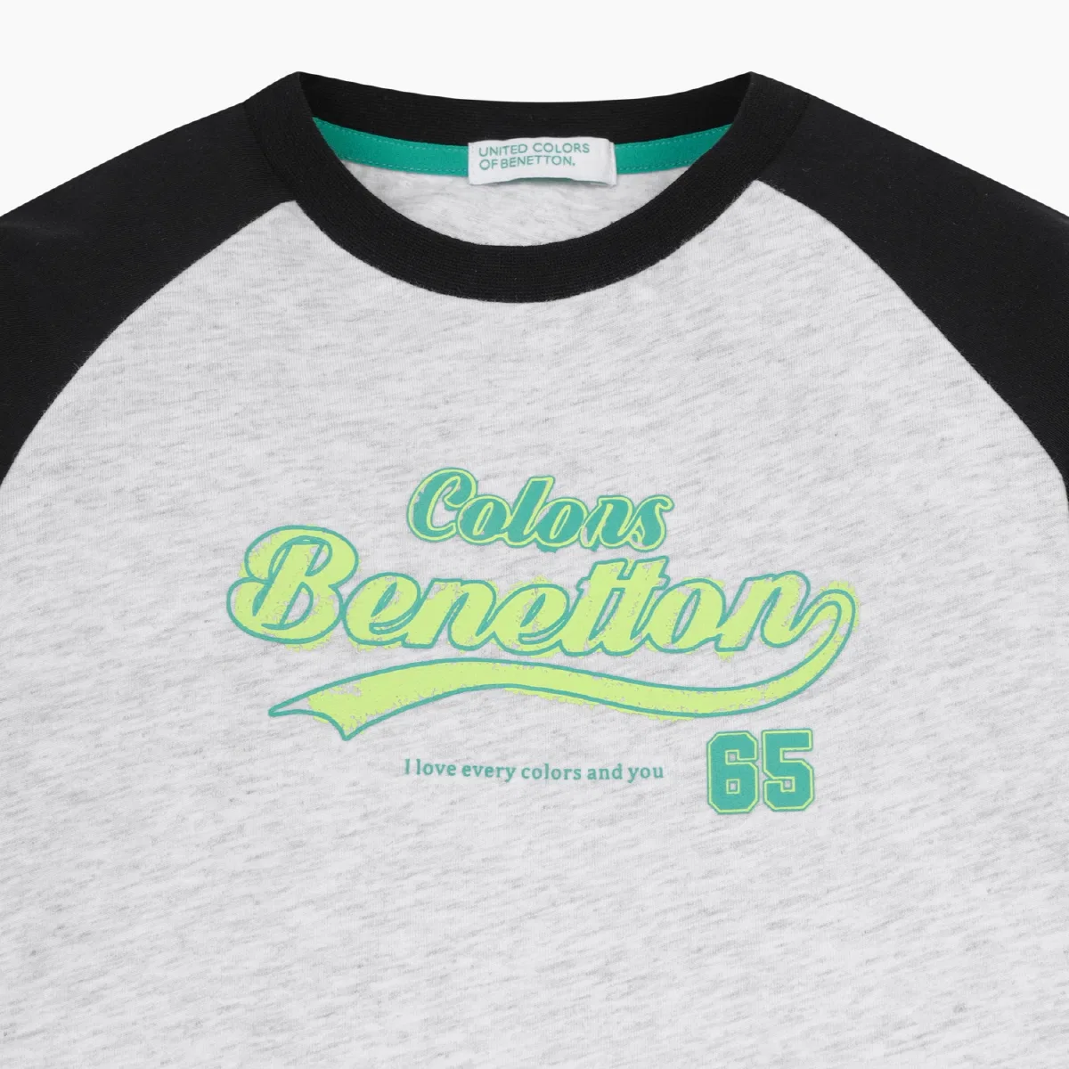 Детская футболка реглан с контрастными вставками, чёрная, от Benetton Kids — фото 3