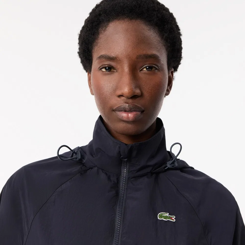Куртка Lacoste нейлоновая короткая с капюшоном, темно-синяя — фото 2