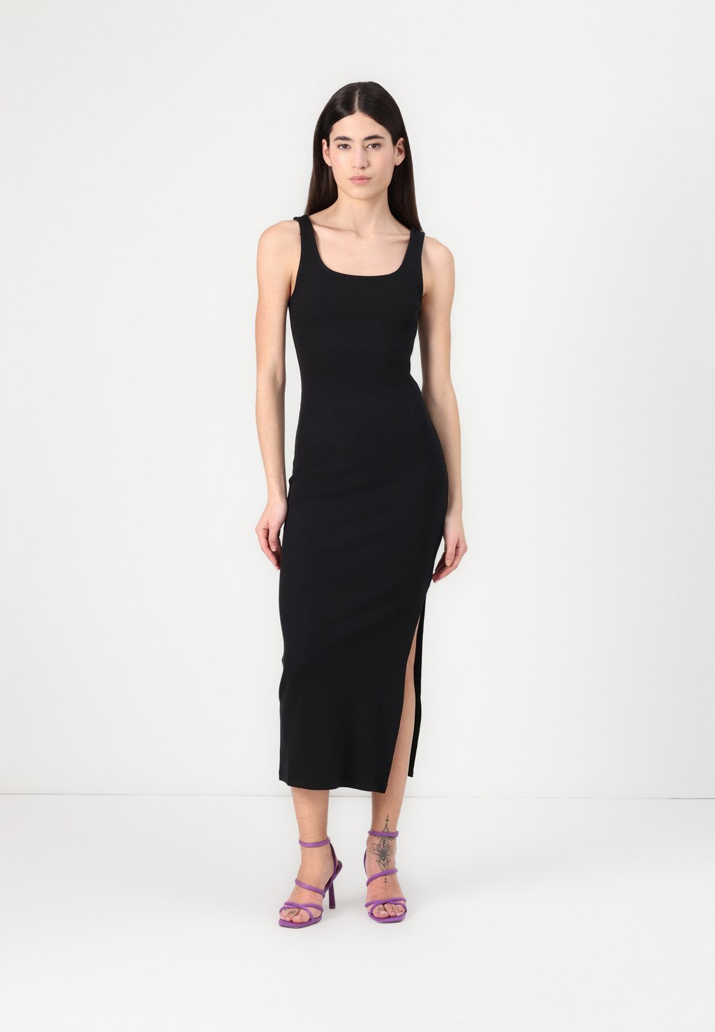 

Платье из джерси VMCHLOE - Shift dress Vero Moda, черный