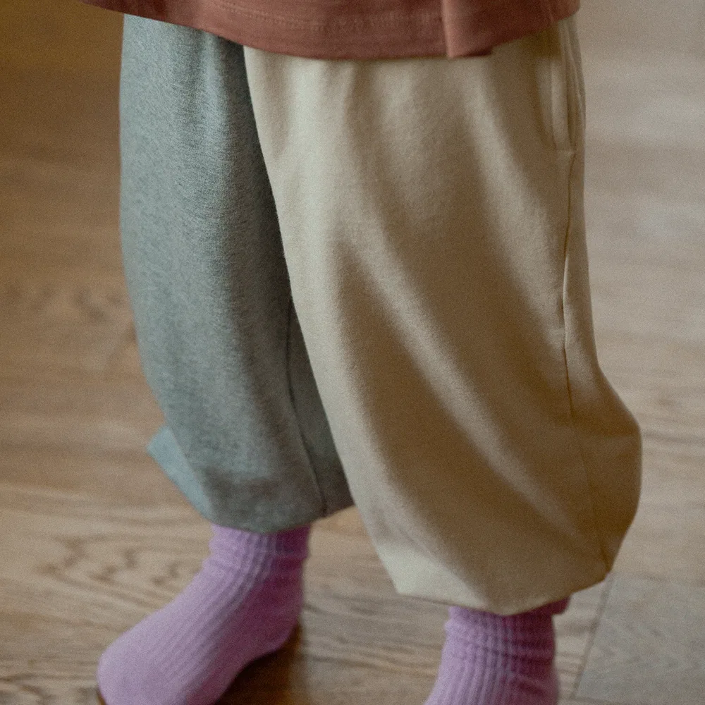 Детские джоггеры Lia Soft Grey от Doudounsomn