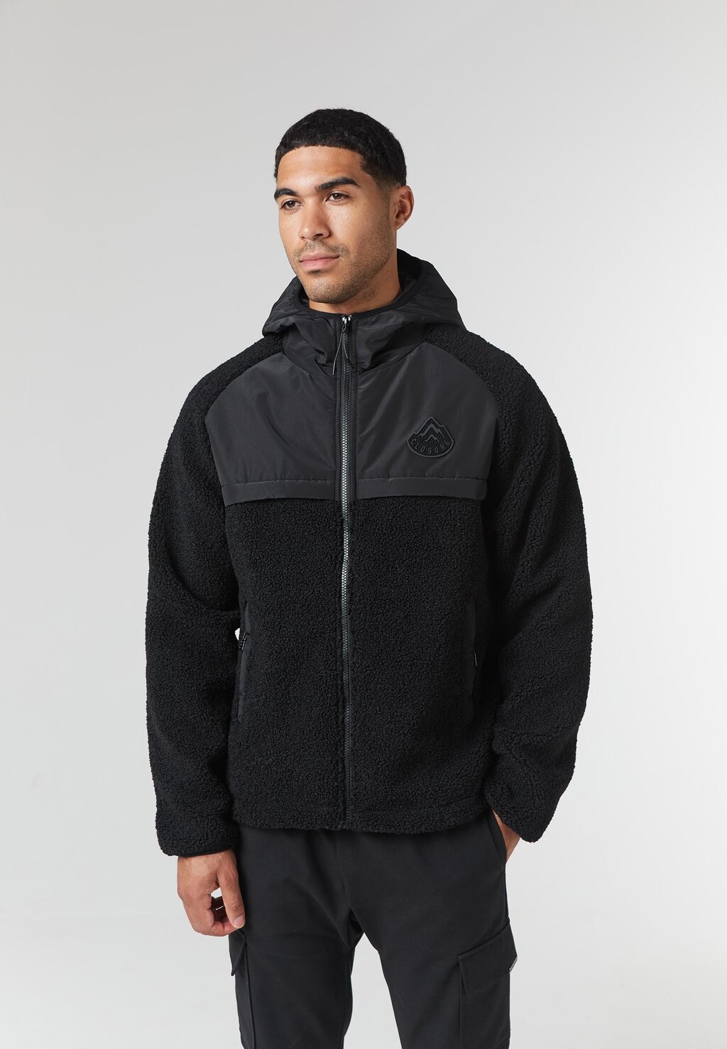 

Легкая куртка CRINKLE PANEL JACKET CLOSURE London, черный