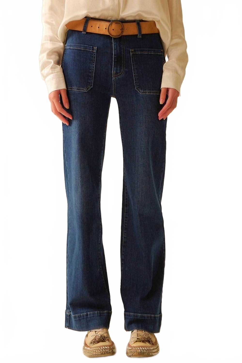 

Q2 Джинсы с широкими штанинами синего цвета