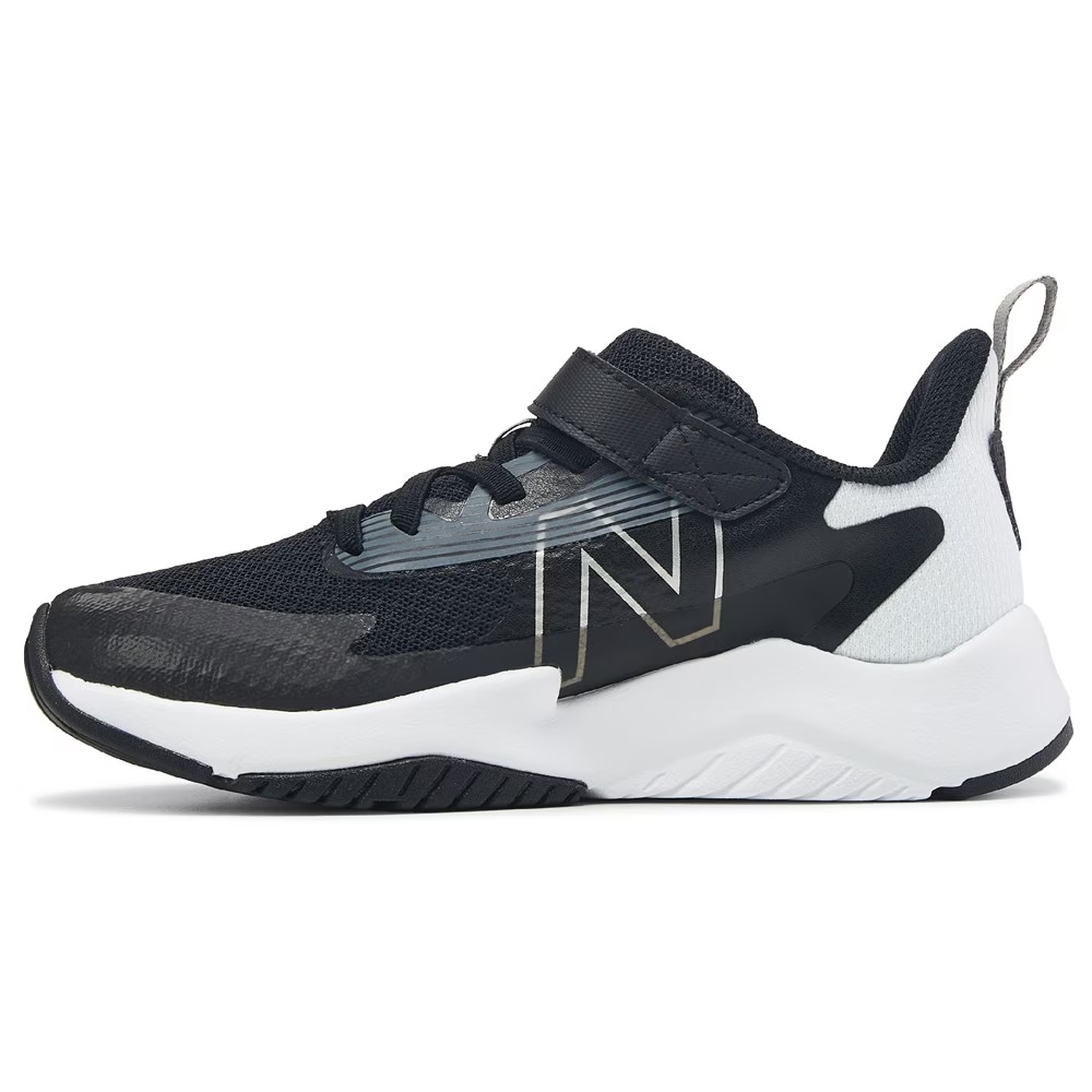 Детские широкие кроссовки для бега New Balance, little kid, black/white — фото 3