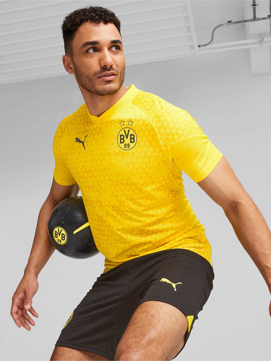 

Футболка Puma BVB Training Jersey, желтый