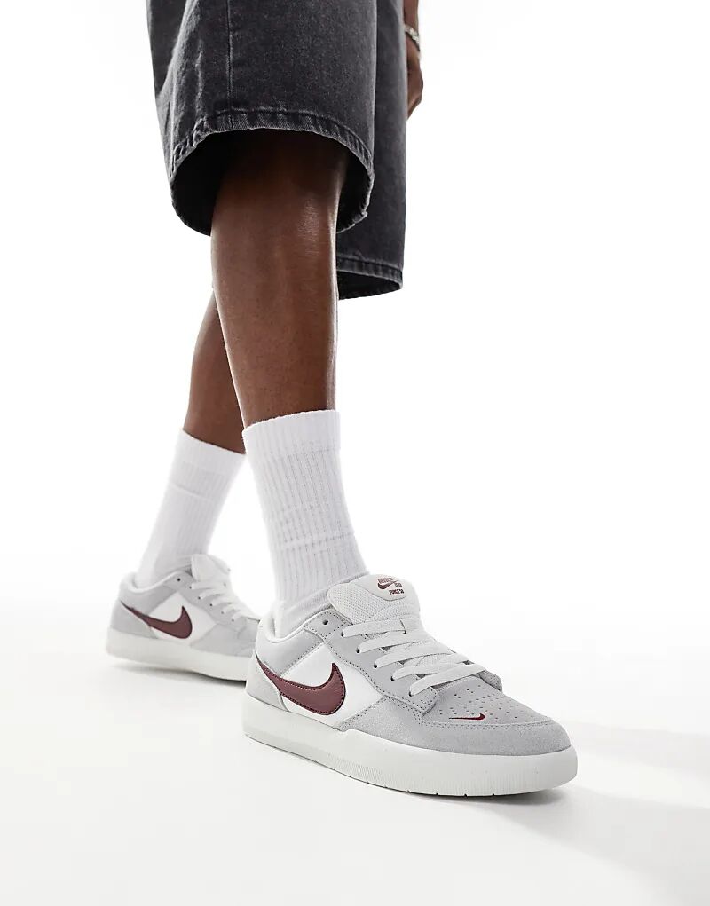

Кроссовки Force 58 серого и красного цвета Nike SB