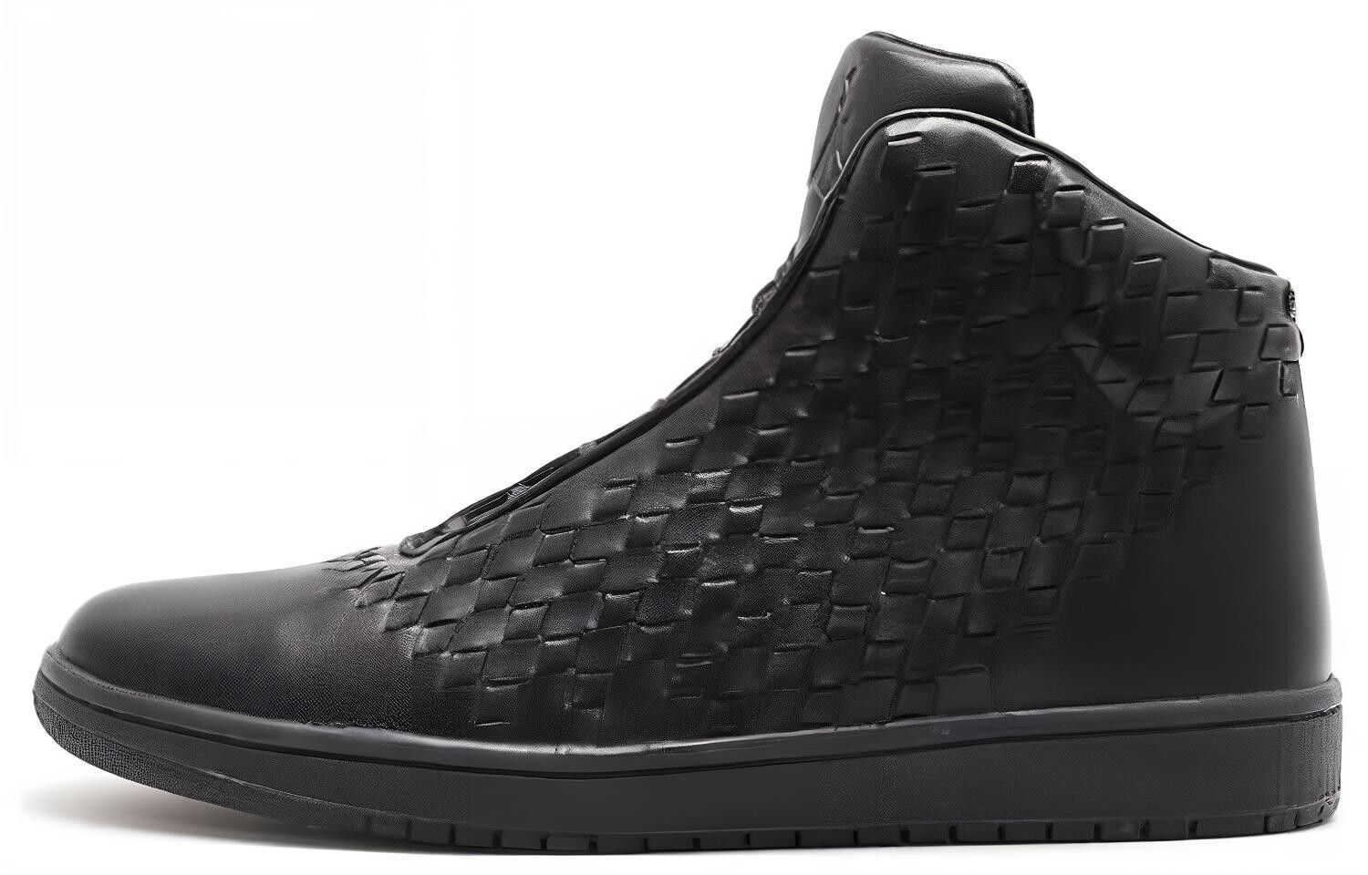 

Кроссовки JORDAN Shine Black