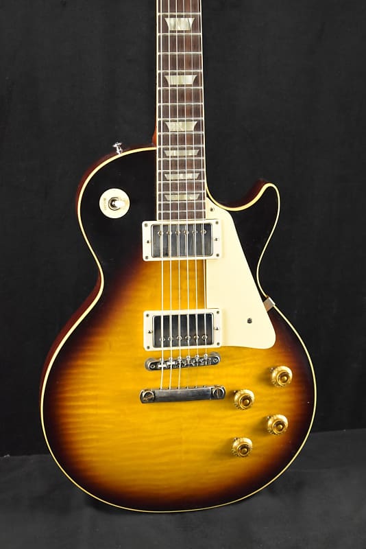 

Электрогитара Gibson Murphy Lab 1959 Les Paul Standard Kindred Burst Ultra Light Aged Fuller's Exclusive