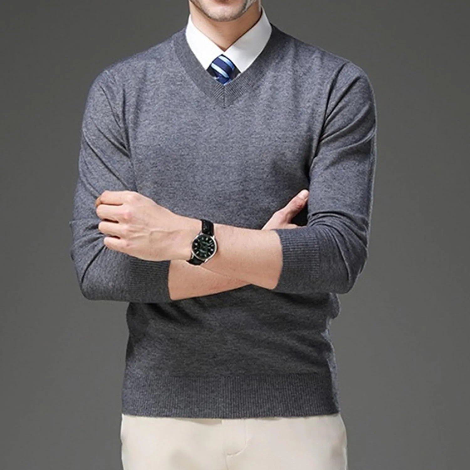 Мужской легкий вязаный свитер с V-образным вырезом Slim Fit — фото 2