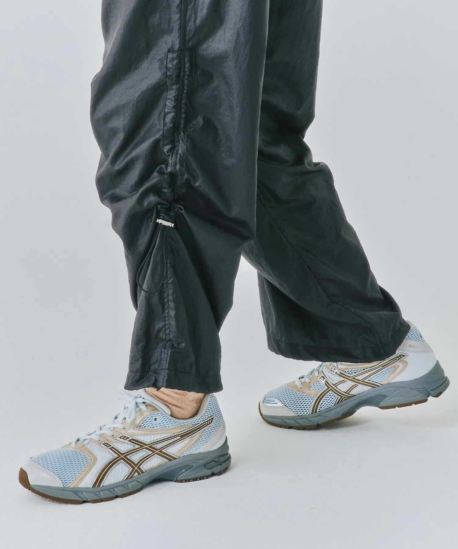 Унисекс кроссовки для бега GEL-DS TRAINER 14 ASICS голубые — фото 4