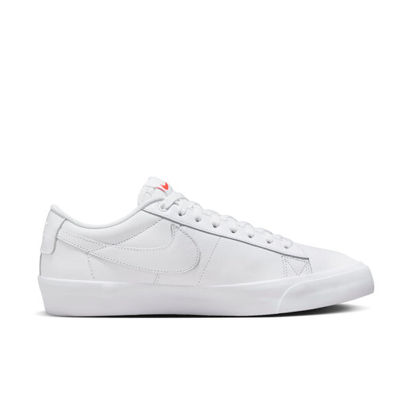 Кроссовки sb zoom blazer low pro gt iso Nike, белый — фото 2