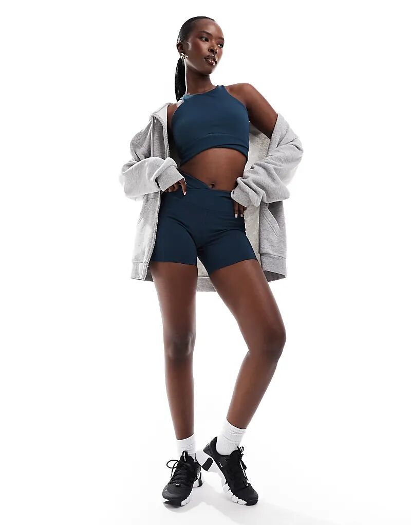 

Леггинсы-шорты Nike One Training Dri-FIT с высокой талией темно-синего цвета с внутренним швом 5 дюймов Nike Training