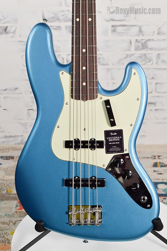 

Басс гитара Fender Vintera II 60s Electric Jazz Bass Guitar Lake Placid Blue w/Gig Bag