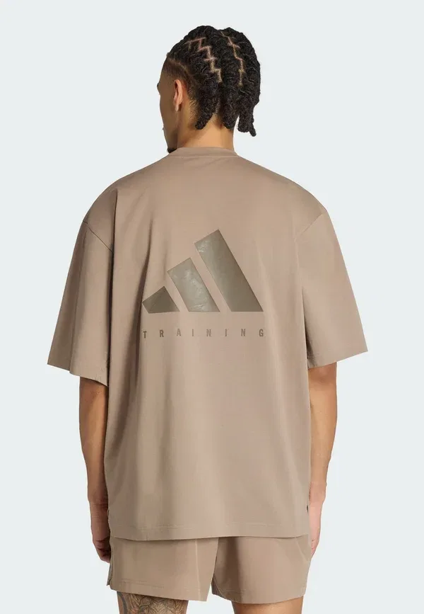 Футболка базовая Adidas Performance, цвет хаки