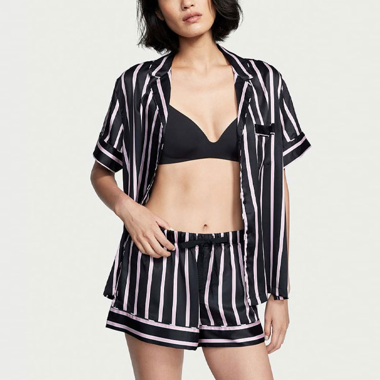 Комплект пижамы из атласа, короткий, женский, черный с розовыми полосками Victoria's Secret — фото 2