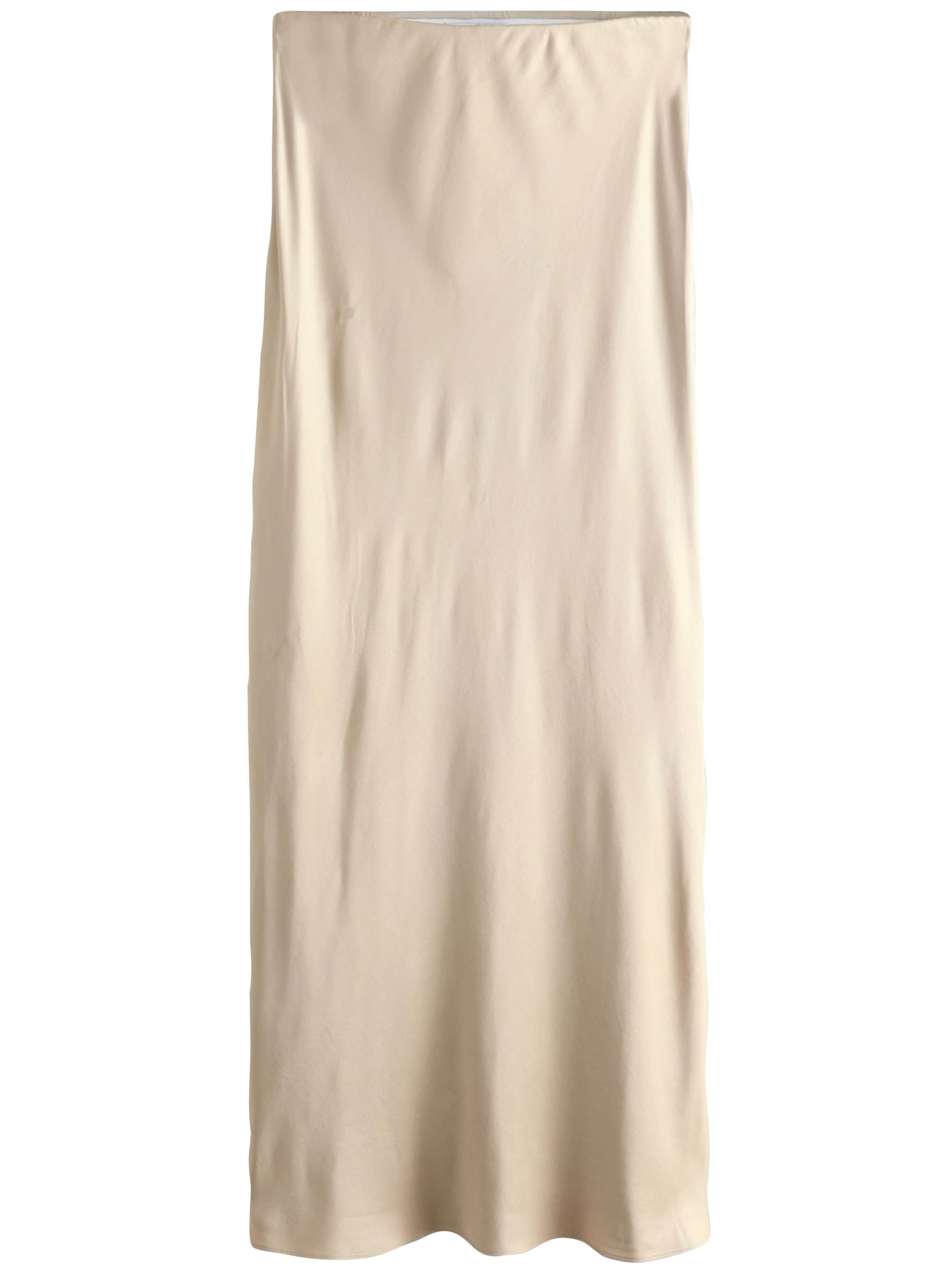 

Next Юбка в золотом цвете