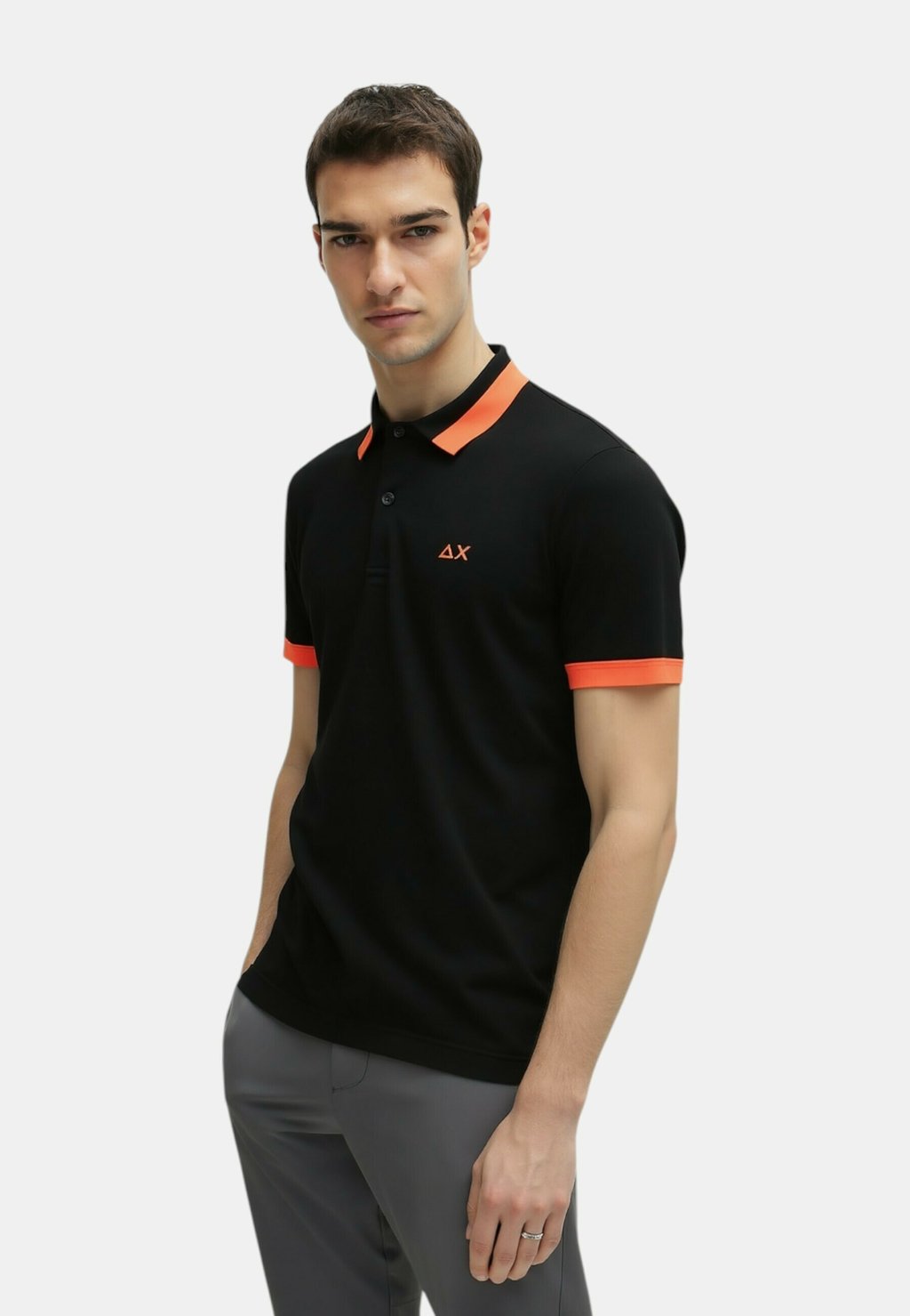 

Базовая футболка POLO UOMO Sun68, черный
