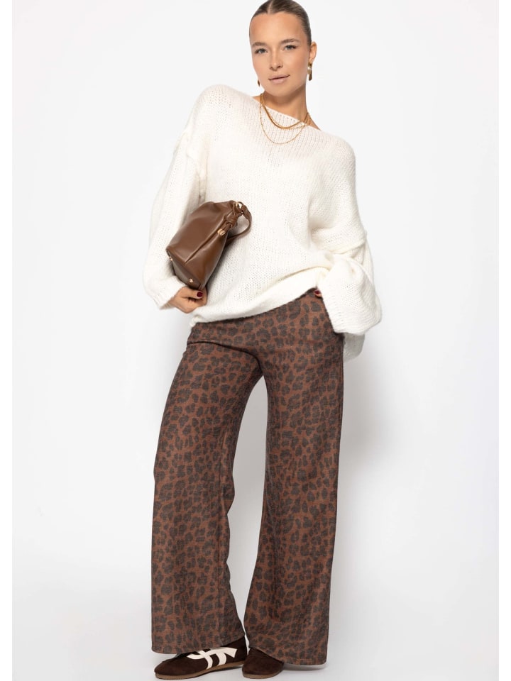 

Белый свитер свободного кроя с круглым вырезом SASSYCLASSY