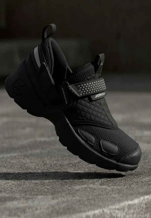Кроссовки jordan trunner lx Jordan, Black