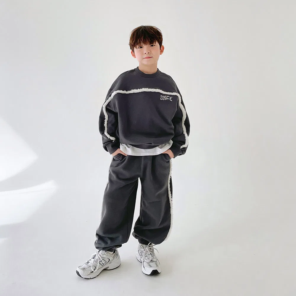 Детский комплект Ugg Cheat Key Top and Bottom Set от Gimmo, оверсайз, charcoal (тёмно-серый)