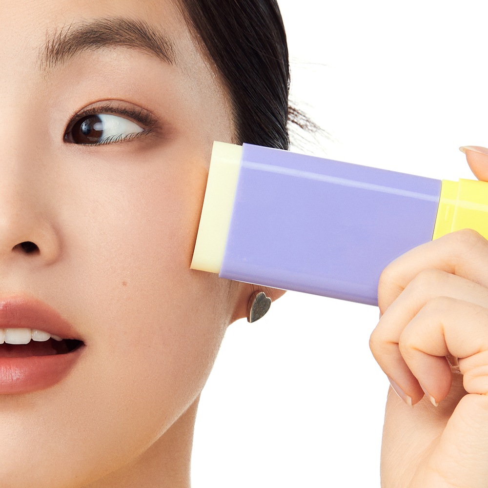 Солнцезащитный крем pore smoothing bakuchiol sun stick spf50+ pa++++ By Wishtrend, вес 18 гр. — фото 4