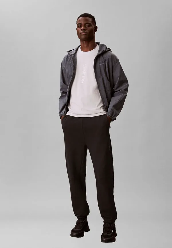 Футболка с графическим принтом, иконка, спортивный принт. Calvin Klein, Harbor Mist — фото 2