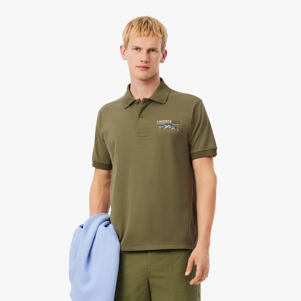 Мужская футболка-поло Lacoste с коротким рукавом и горным графическим принтом, цвета хаки