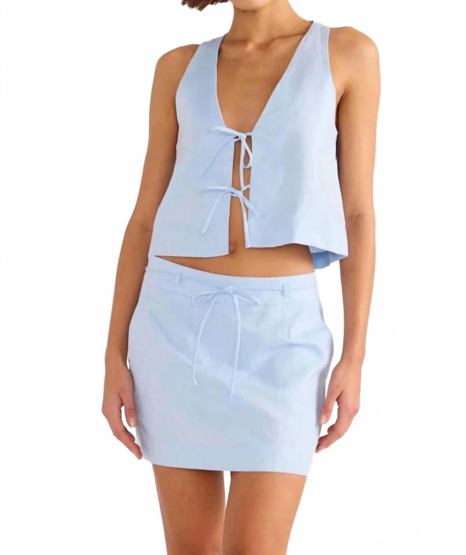 

Пандора Тай Мини-юбка в небесно-голубом цвете MINKPINK