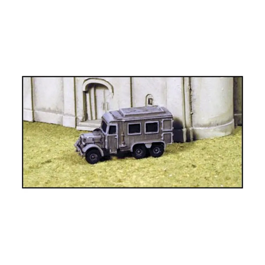 

Kfz 61 Эйнхайтсдизель, WWII Micro Armour - Germany - Softskins (1:285)