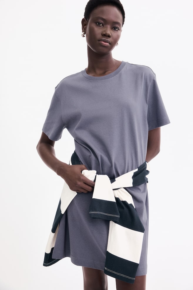 

Платье-Футболка H&M, серый