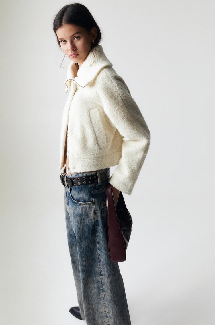 

Укороченный кардиган из букле Pull And Bear, экрю