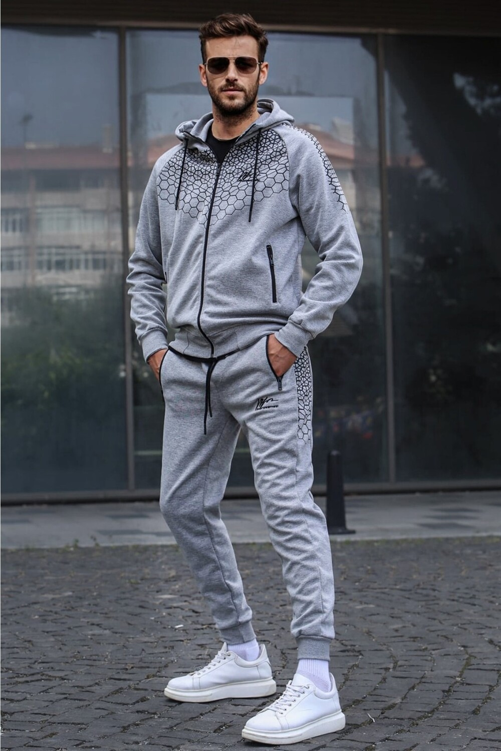 

Спортивный костюм Madmext, серый