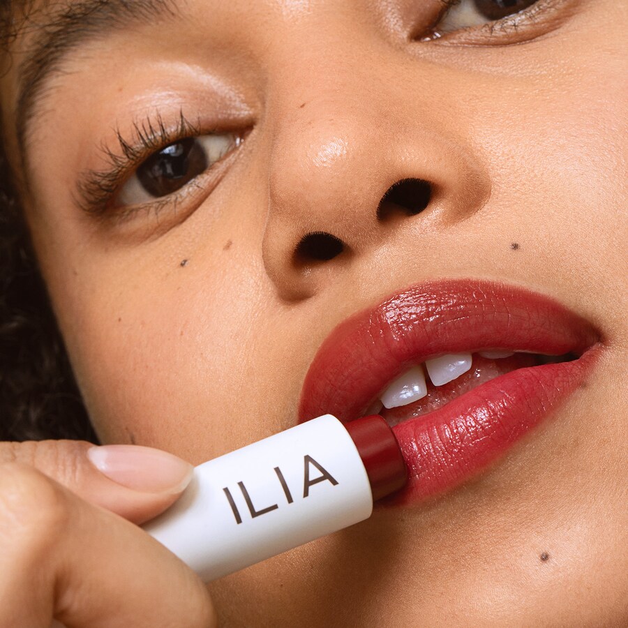 Увлажняющий бальзам для губ Balmy Tint ILIA, 0.15 oz/4.4 g, Wanderlust — фото 2