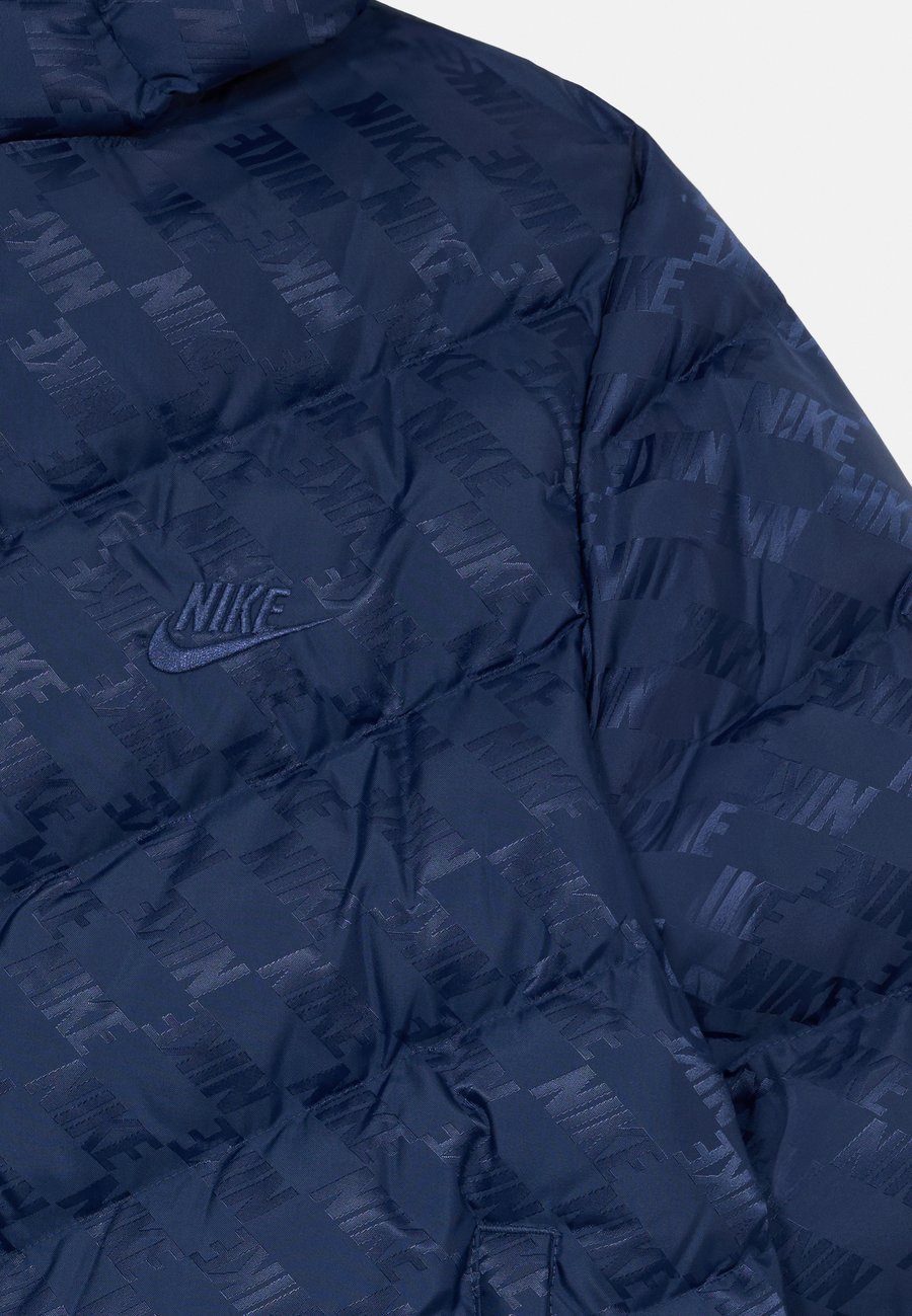 Зимняя куртка Nike Sportswear PUFFER UNISEX, Midnight Navy/Dark Blue — фото 3