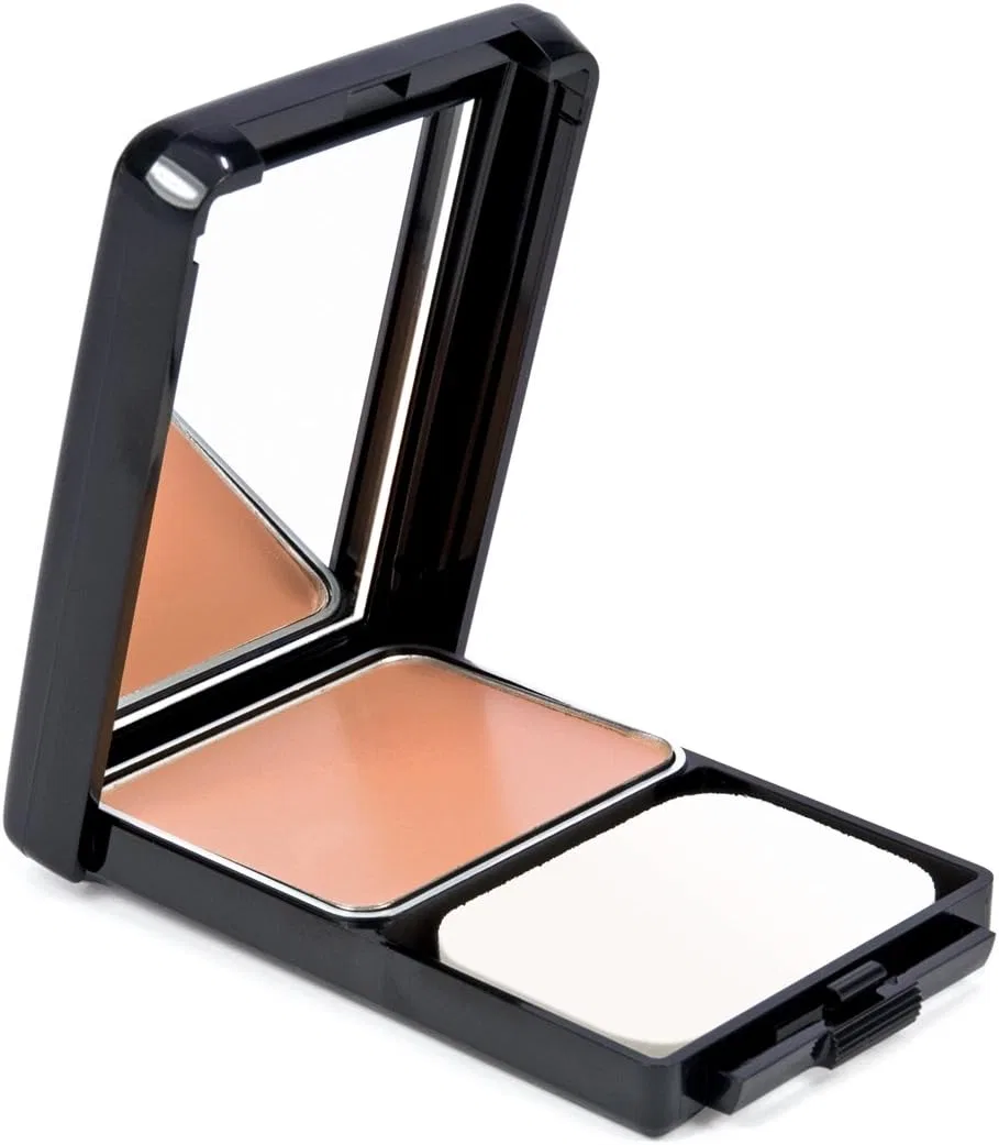 Пудра компактная CoverGirl Ultimate Finish Liquid Powder Make Up Creamy Beige 450, 2 шт