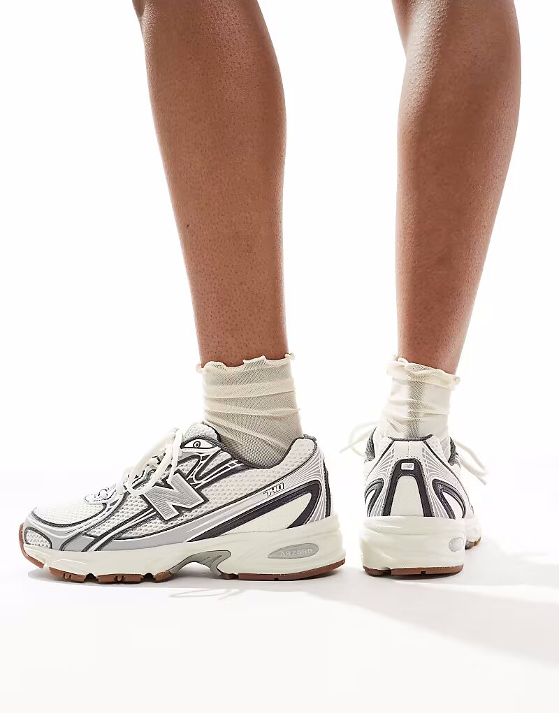 Кроссовки New Balance 740 бежевого и серого цветов - эксклюзивно для ASOS — фото 4