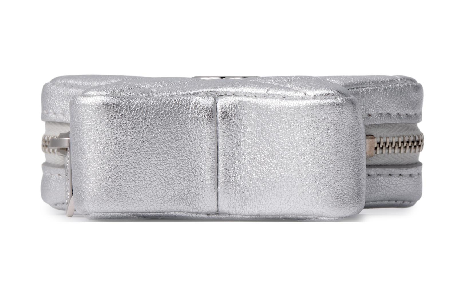 CHANEL Женский кошелек для монет из овчины серебристый — фото 4